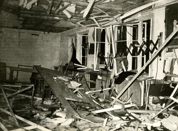 Der Besprechungsraum in der Wolfschanze nach dem Attentat (20. Juli 1944)